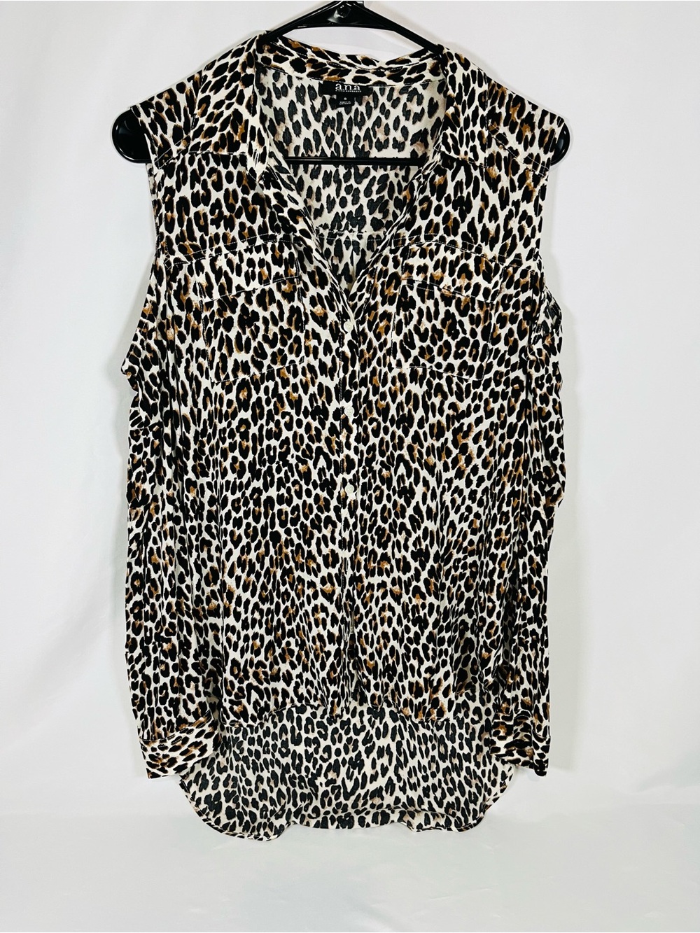 a.n.a Sleeveless Leopard Print Button-Front Blouse - Black, Tan